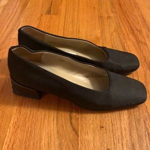 Etienne Aigner black heels- size 7 1/2